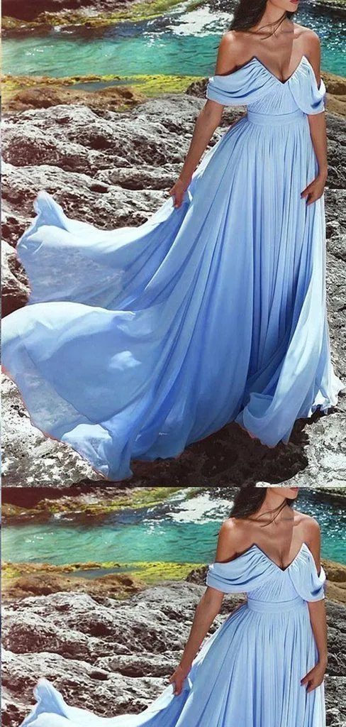 Robe de mariée de plage fluide en mousseline de soie bleue à épaules dénudées