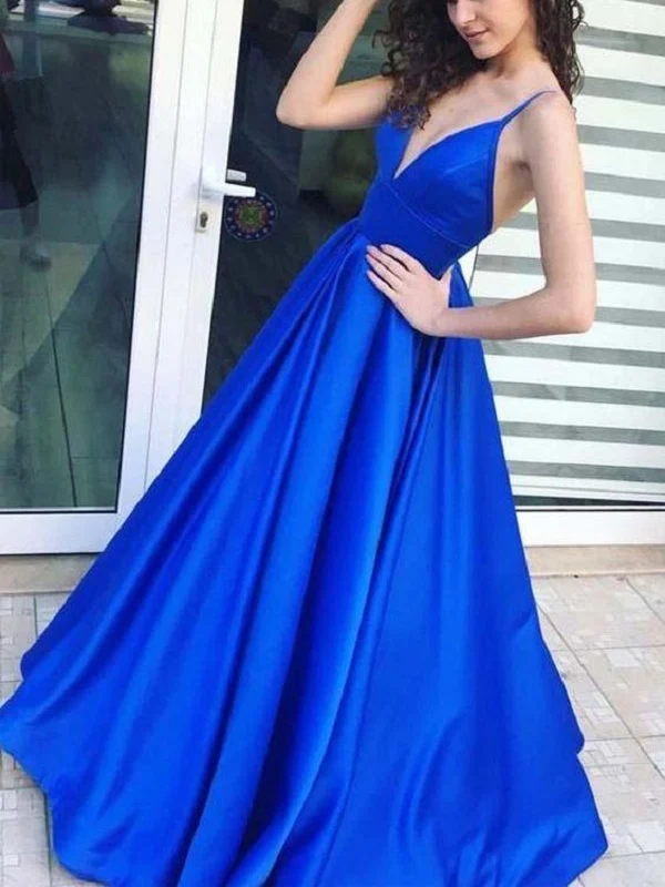 Robe de bal bleue en satin bleu royal uni de 8e année
