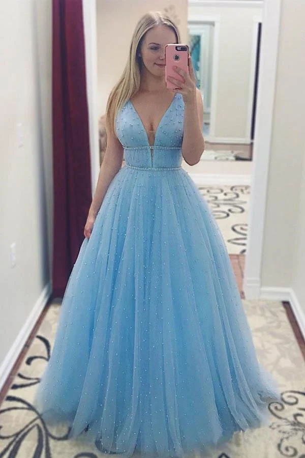Robe de bal d'occasion en tulle bleu plongeant à col en V avec perles dispersées