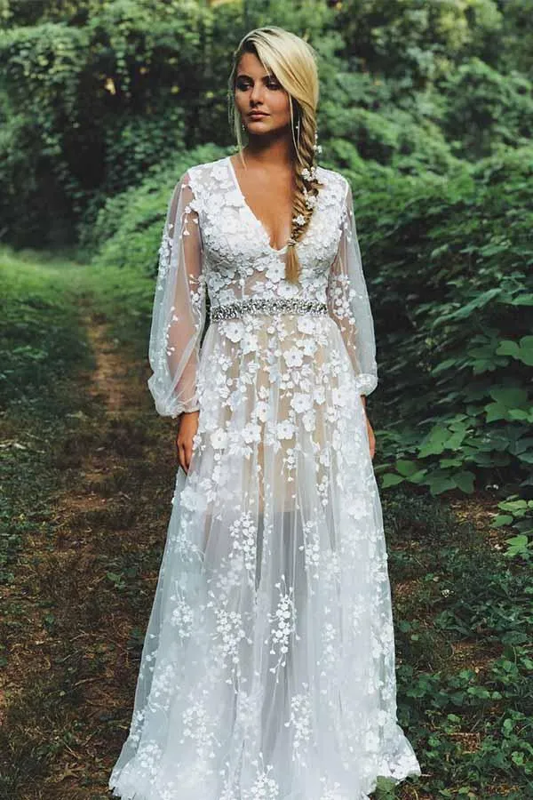 Boho unique voir à travers une robe de mariée de campagne rustique trapèze