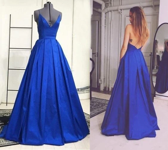 Robe de bal bleu royal à bretelles spaghetti, décolleté en V profond, avec bretelles croisées dans le dos