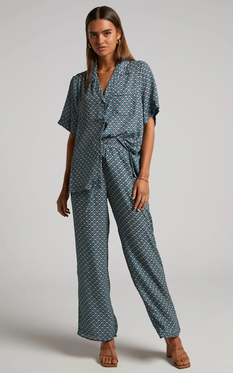 Brunita Pants - Mid Waisted Relaxed Elastic Waist Pants in Tile Geo