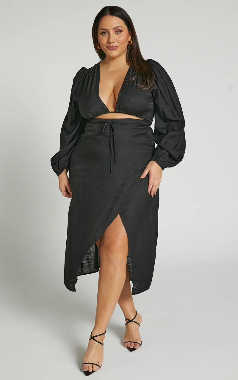 Demieh Midi Dress - Front Cut Out Long Sleeve Dress in Black