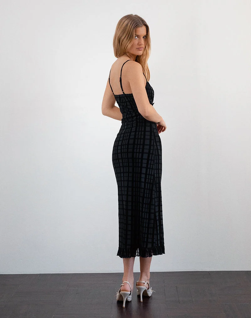 Nateda Dress in Tonal Check Flock Black (robe à carreaux ton sur ton)