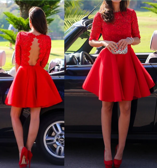 Robe de soirée courte rouge en dentelle avec manches 1/2