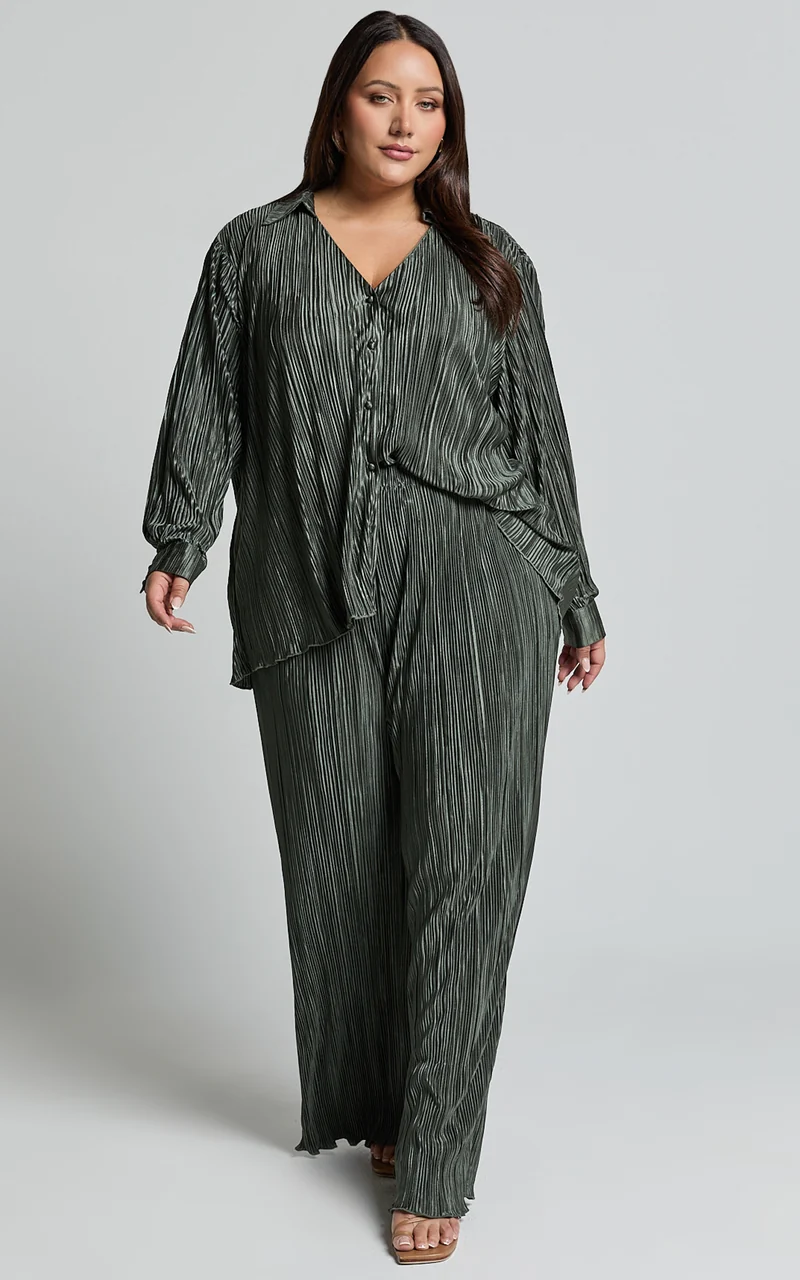 Beca Pants - High Waisted Plisse Flared Pants in Olive