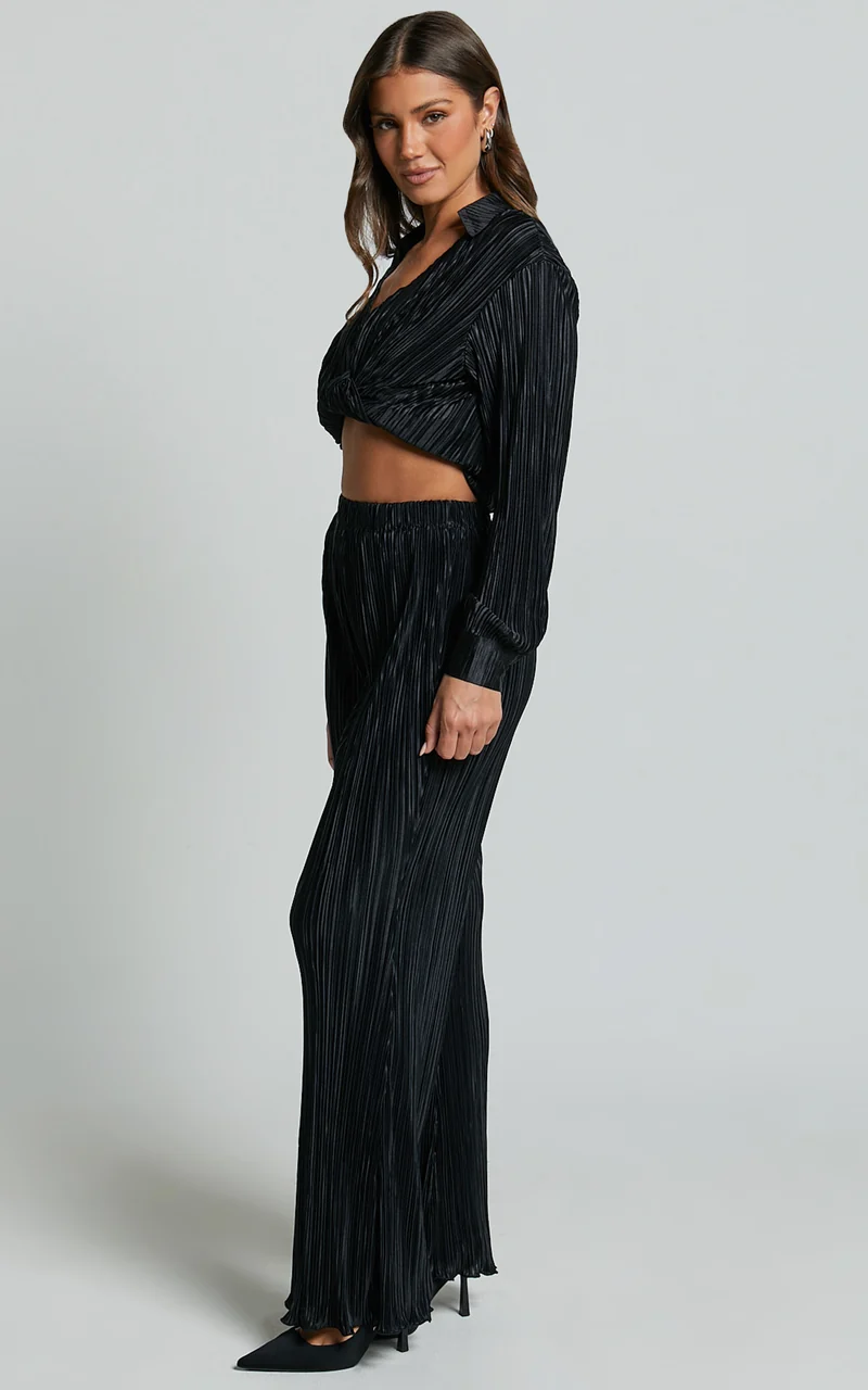 Beca Pants - High Waisted Plisse Flared Pants in Black