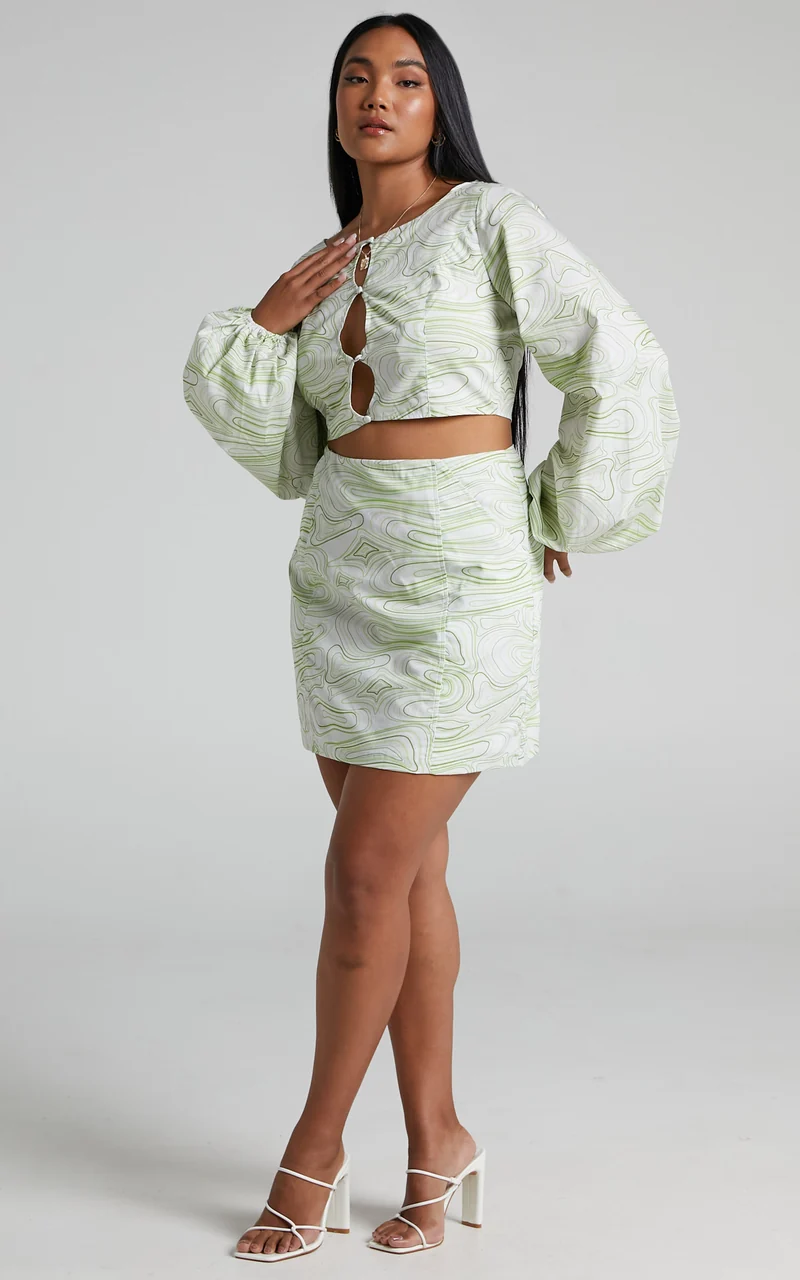 Charlie Holiday - Pricilla Mini Skirt in Abstract Wave