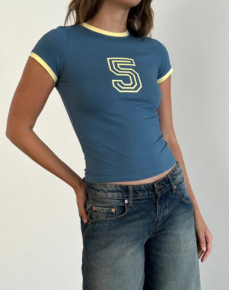 Tee-shirt Sutin en bleu avec emblème 5 et bande de liaison jaune limonade