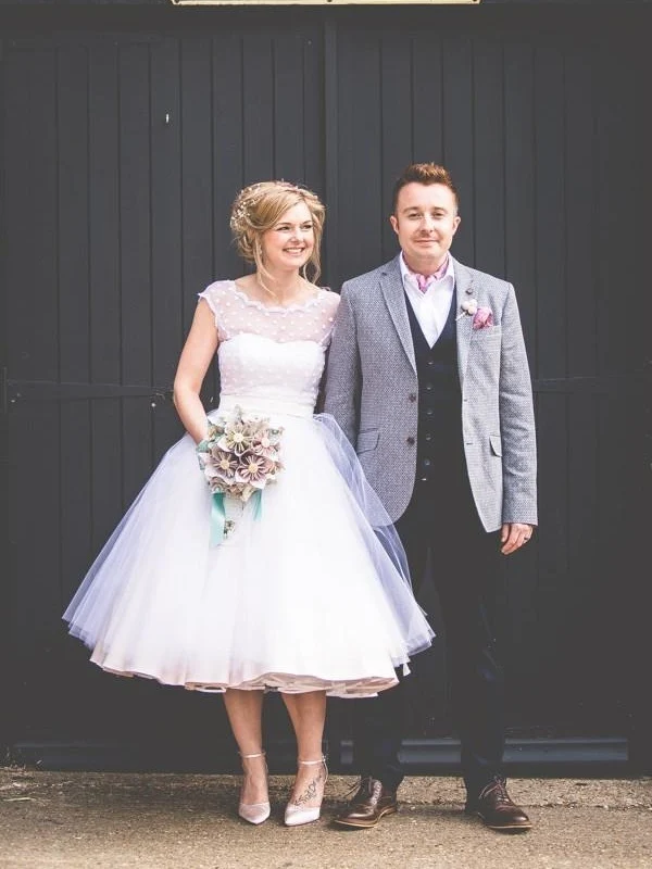 Robe de mariée blanche à pois, longueur thé, robe de mariée des années 50