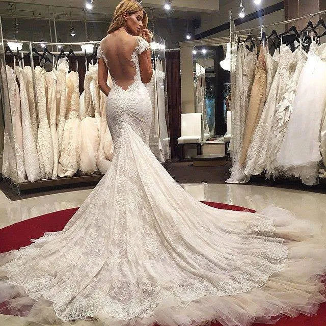 Robe de mariée charmante sirène dos nu en dentelle avec dos ouvert