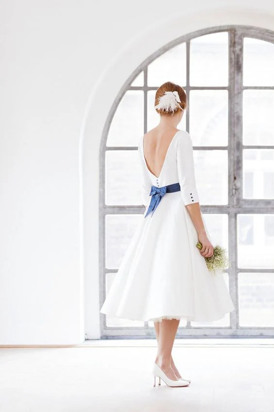 Robe de mariée longueur thé des années 1950 avec manches, robe de mariée courte vintage