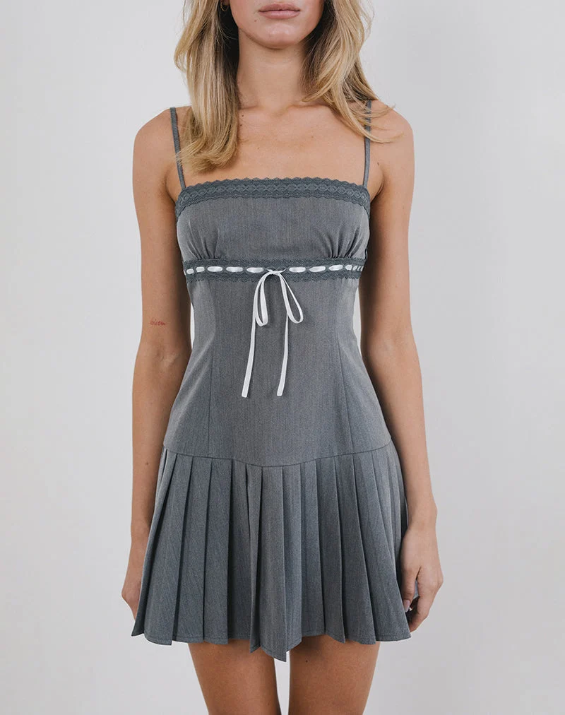 Mini robe Wimala en anthracite avec ruban blanc