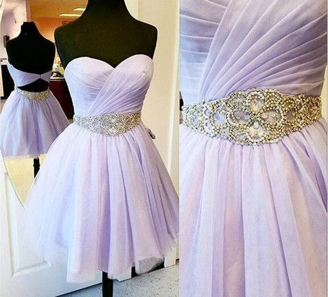 Robe de soirée en mousseline de soie lavande, col en cœur, avec panneau de taille en perles de strass