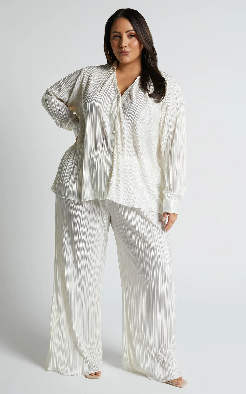 Beca Shirt - Plisse Button Up Shirt in Cream