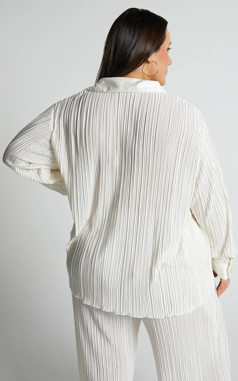 Beca Shirt - Plisse Button Up Shirt in Cream