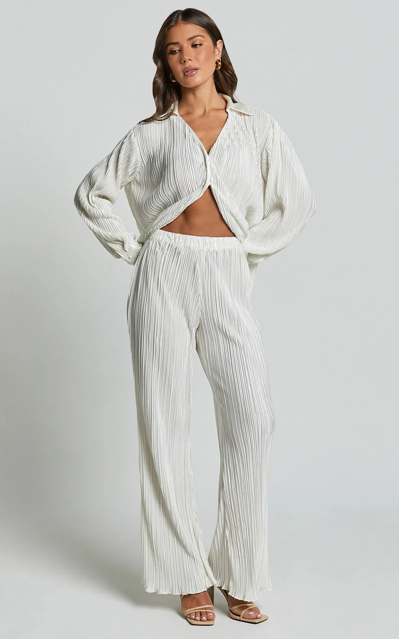 Beca Shirt - Plisse Button Up Shirt in Cream