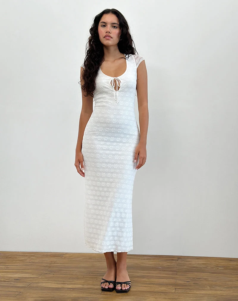 Robe longue Labuan en dentelle Celosia White