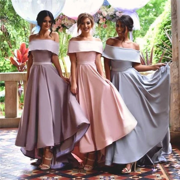 Robes de demoiselle d'honneur d'automne en satin à épaules larges et longues