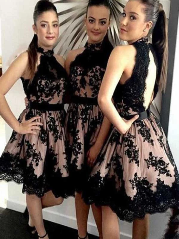 Robes de demoiselle d'honneur courtes en dentelle noire licou avec dos ouvert
