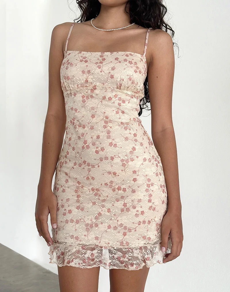 Mini robe Akmu en dentelle rose pétale chic