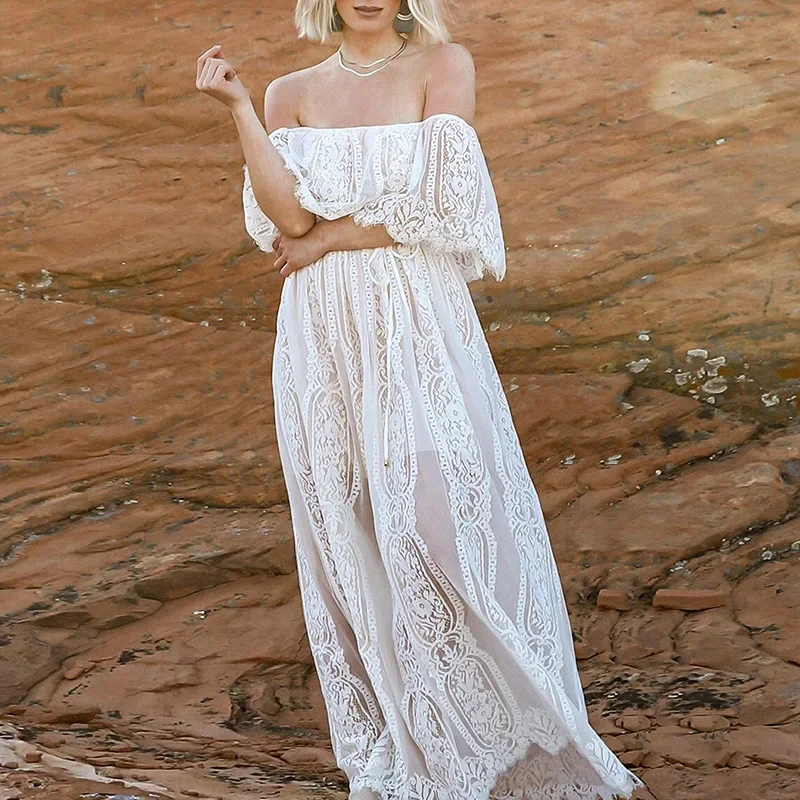 Robe col bardot en dentelle