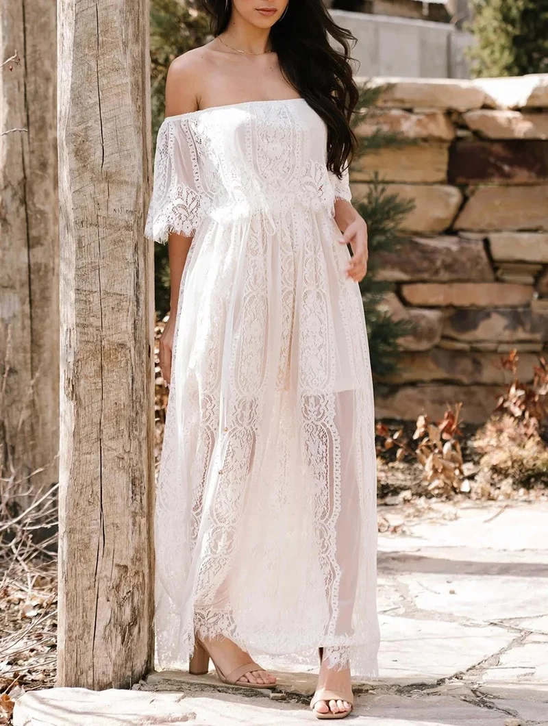 Robe col bardot en dentelle