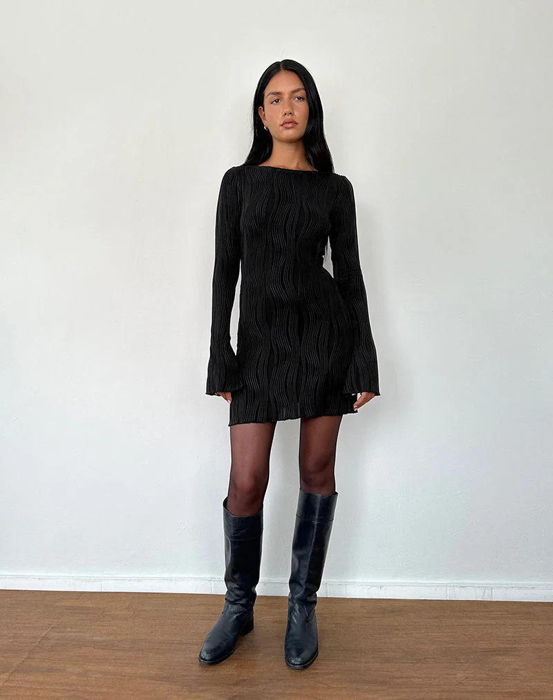 Mini robe à manches longues Sevila en noir froissé