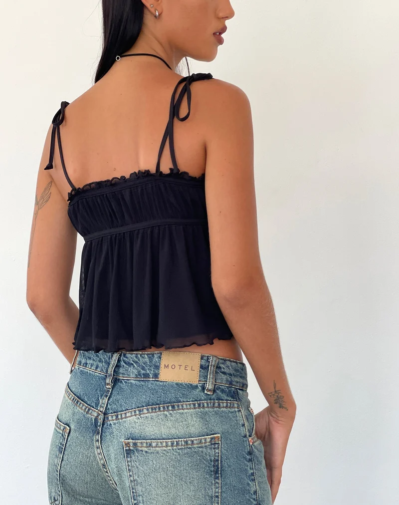 Top Cami Damaris en noir avec bordure noire