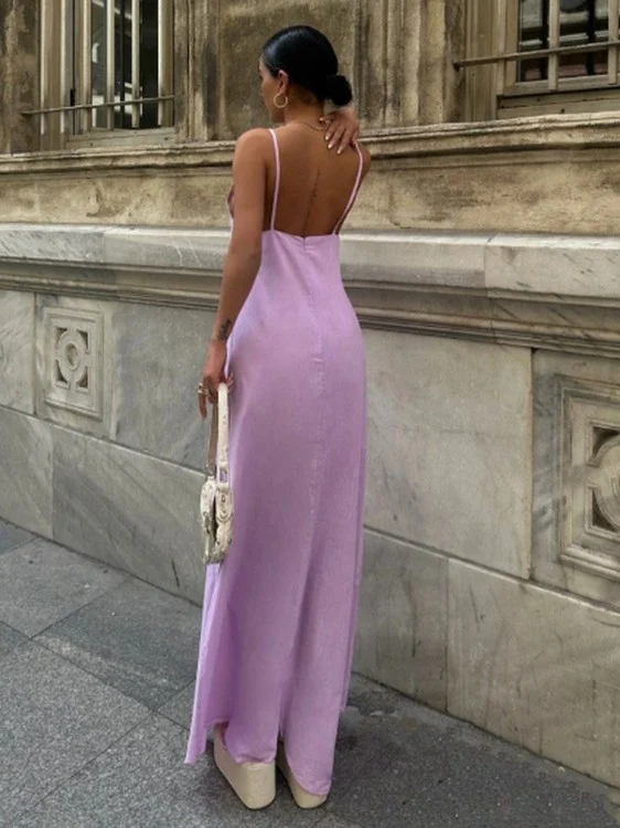 Robe violette longue à bretelles