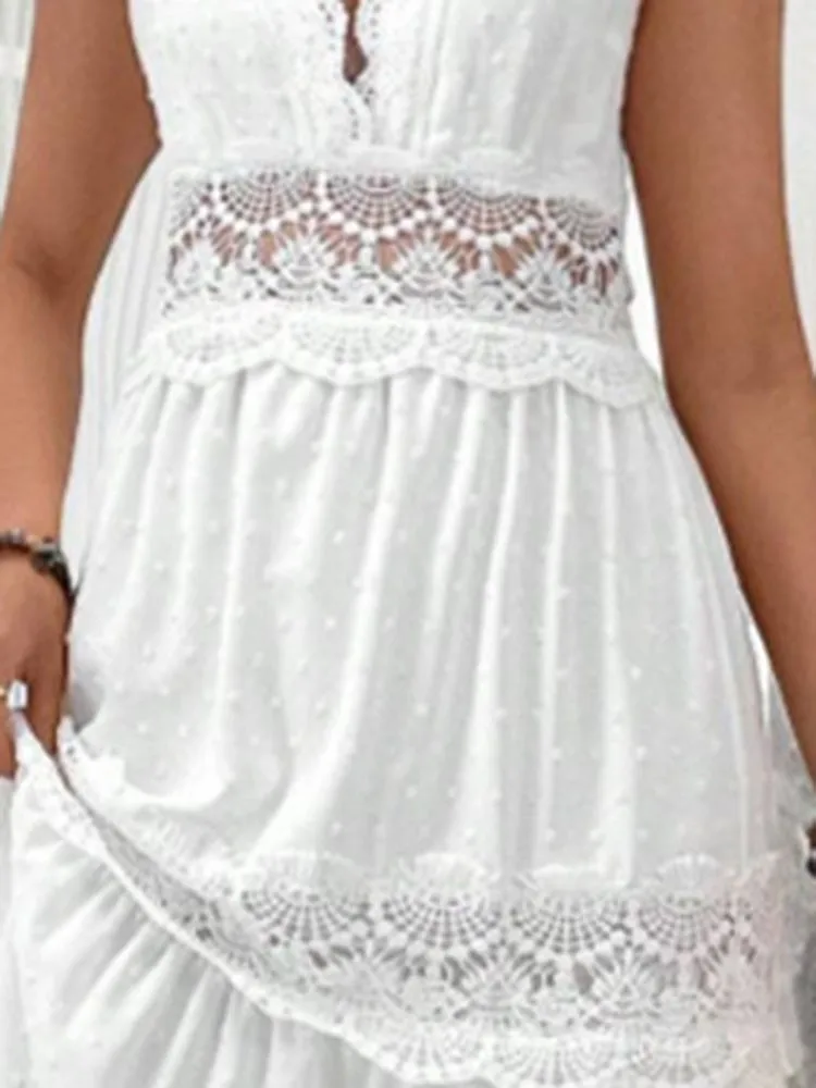 Robe bohème blanche longue en dentelle et broderie
