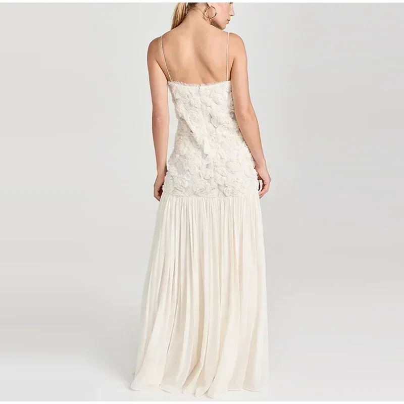 Robe blanche jacquard chic