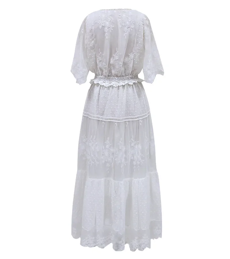Robe longue blanche hippie