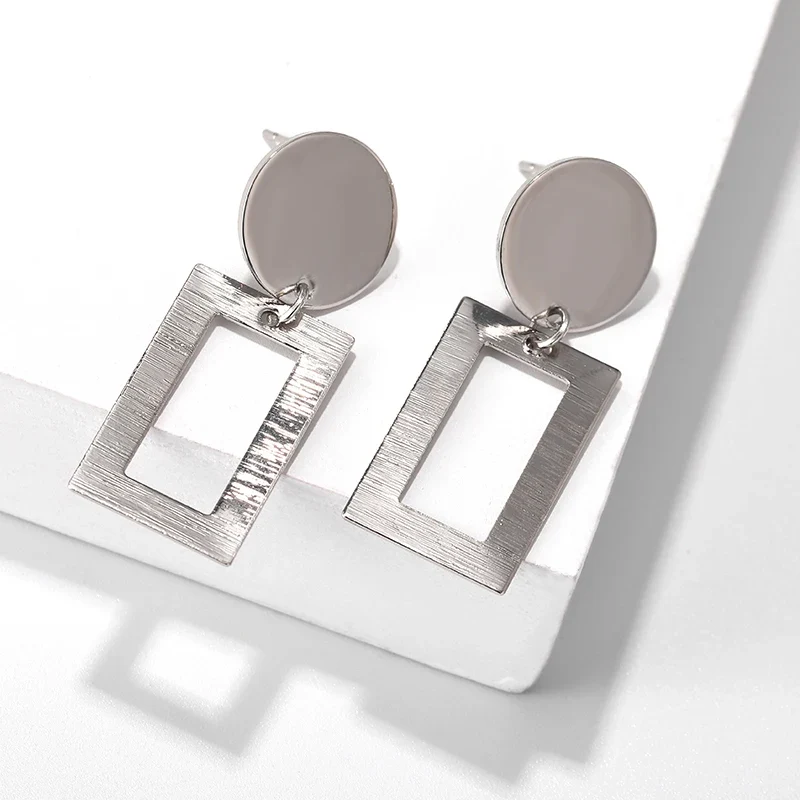 Boucles d'oreilles geometriques rondes
