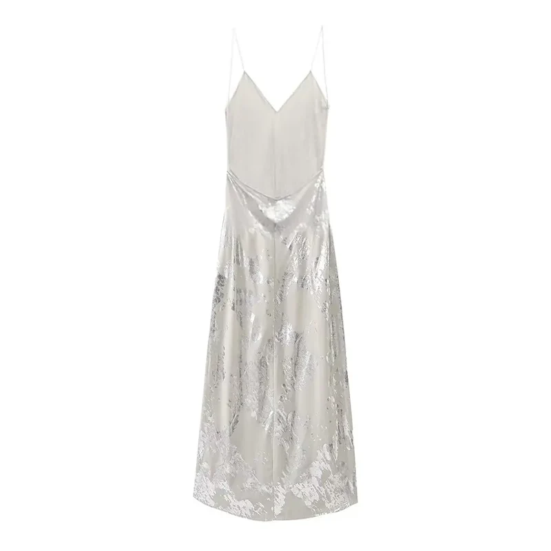 Robe satin longue argentée à dos nu