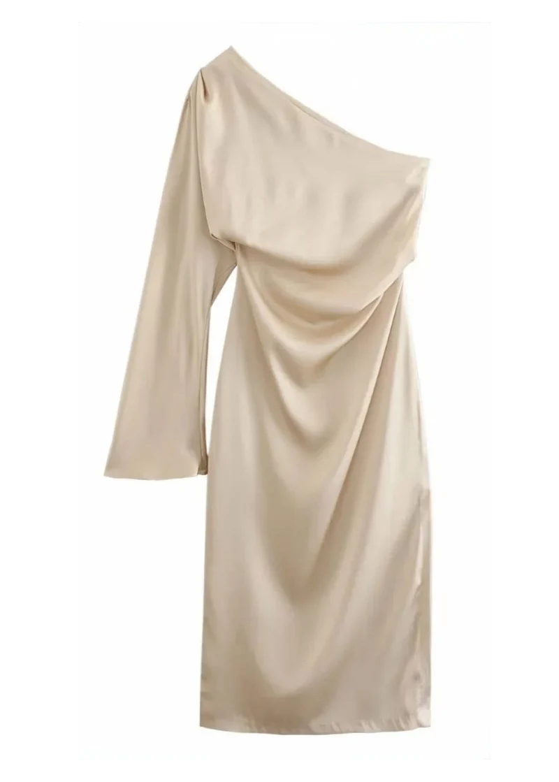 Robe drapée asymétrique satin