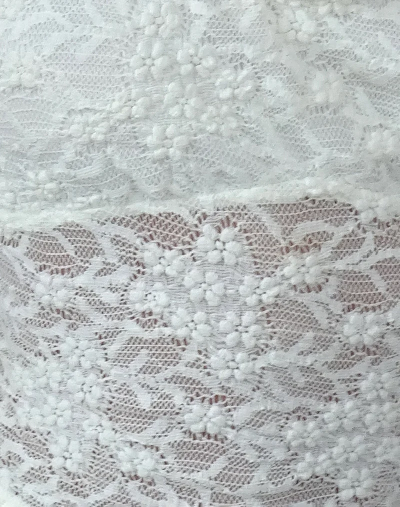 Top Rufte en dentelle ivoire
