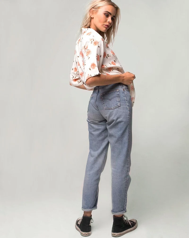 Chemise hawaïenne dans New Romance
