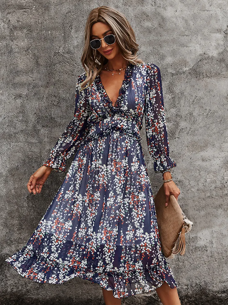 Robe mi-longue florale blanche