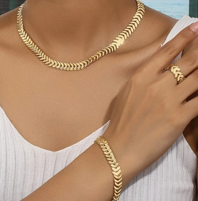 Ensemble plaqué or collier ras du cou, bracelet et bague