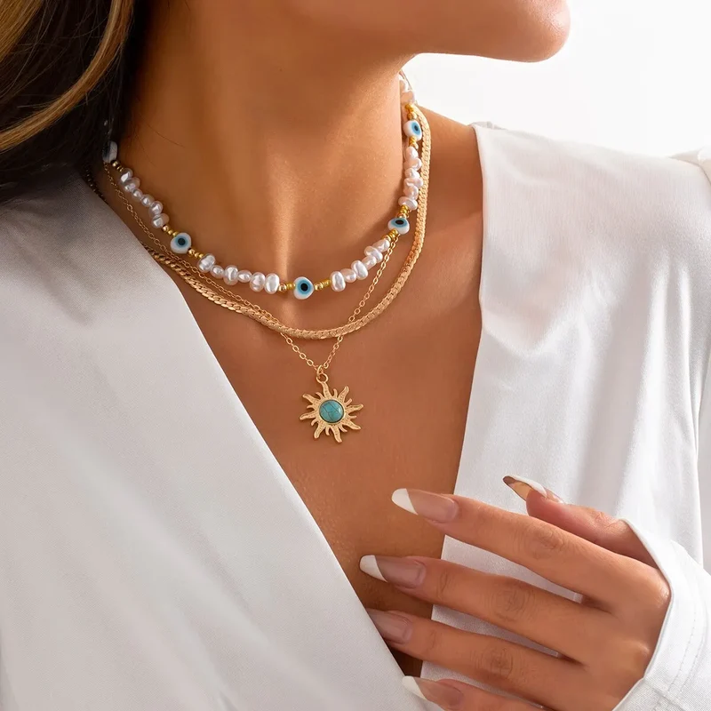 Ensemble de trois colliers bohèmes