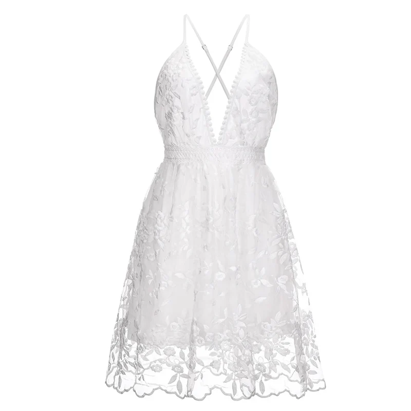 Robe blanche bohème avec broderie et dentelle