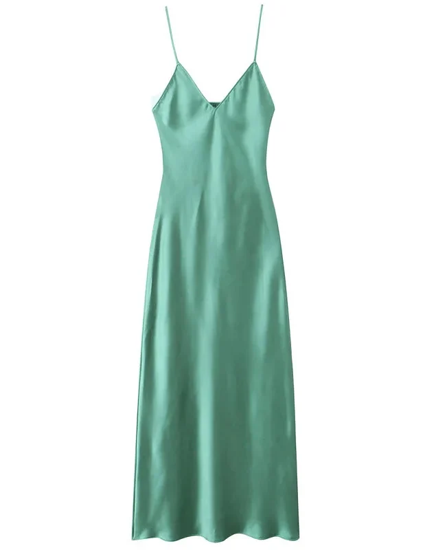 Robe longue satin vert jade