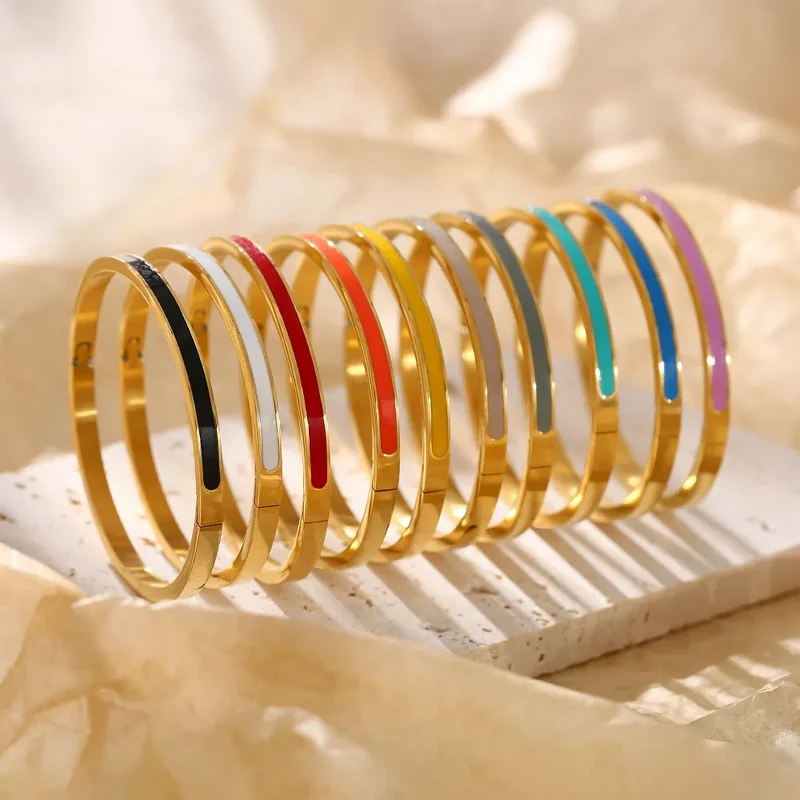 Bracelet doré plaqué en couleur