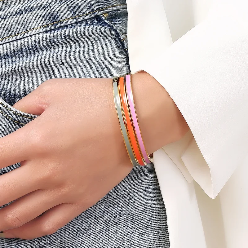 Bracelet doré plaqué en couleur