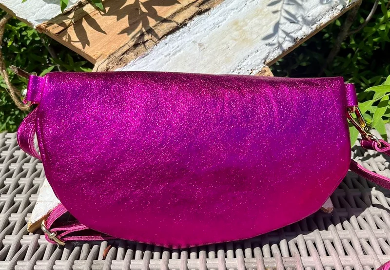 Banane Tosca M/L en cuir fuchsia intense