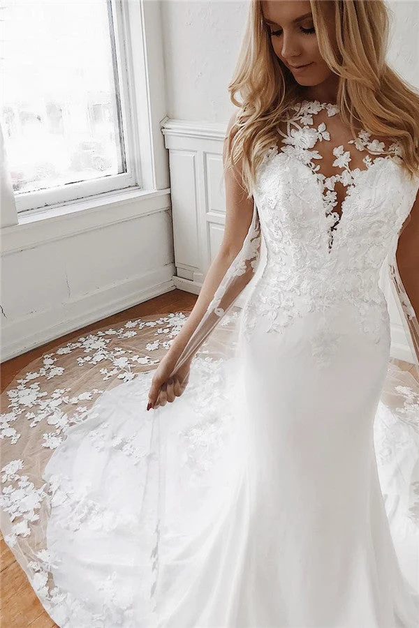 Robe de mariée sirène sans manches avec appliques en dentelle pour une mariée élégante