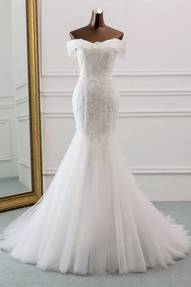 Robe de mariée sirène élégante à épaules dénudées avec appliques en tulle et dentelle