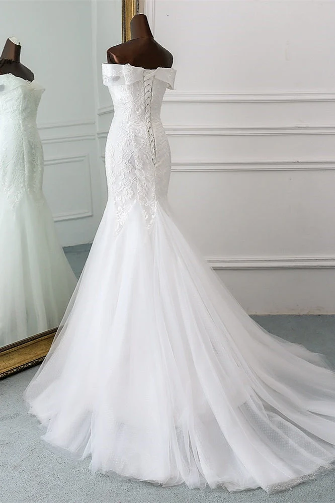 Robe de mariée sirène élégante à épaules dénudées avec appliques en tulle et dentelle