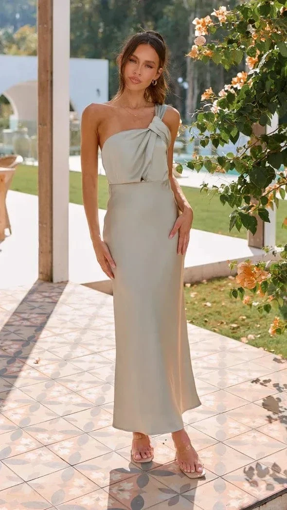 Robe invitée mariage chic asymétrique midi